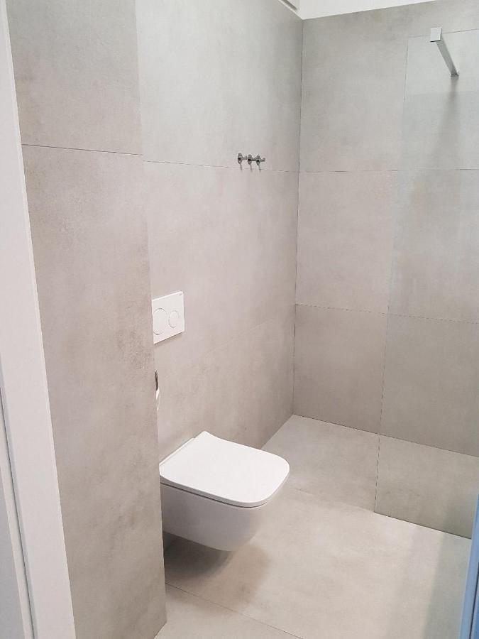 Apartamenty Towarowa Познан Екстериор снимка