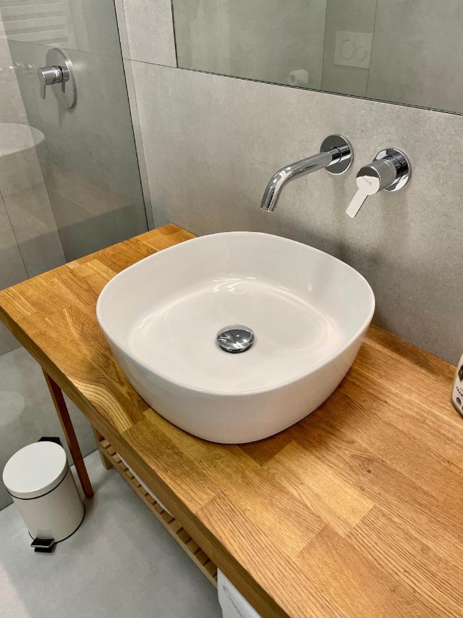 Apartamenty Towarowa Познан Екстериор снимка