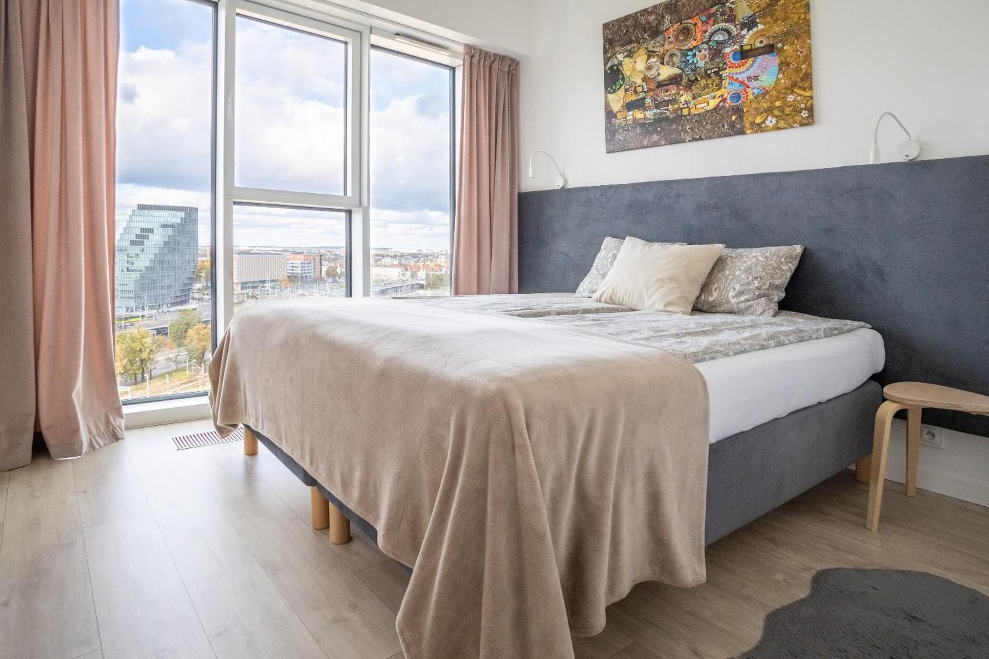 Apartamenty Towarowa Познан Екстериор снимка
