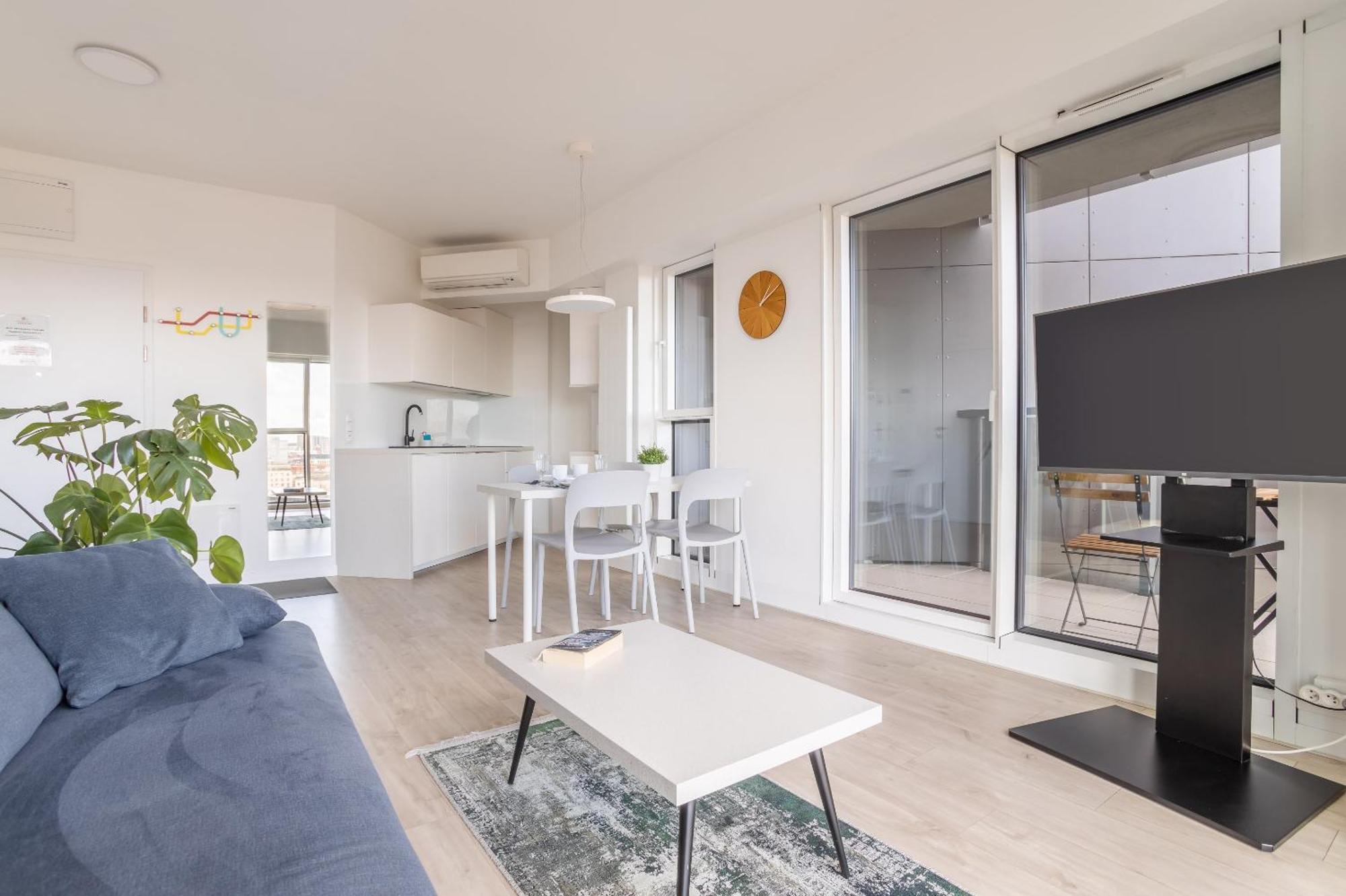 Apartamenty Towarowa Познан Екстериор снимка
