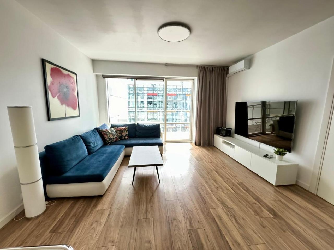 Apartamenty Towarowa Познан Екстериор снимка