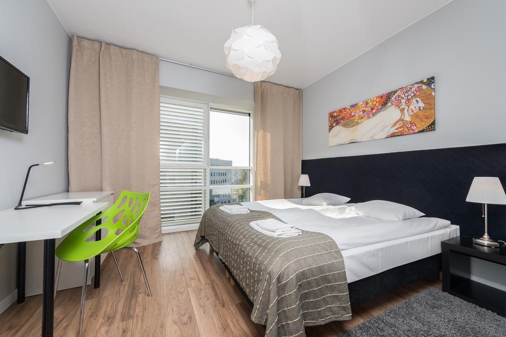 Apartamenty Towarowa Познан Стая снимка