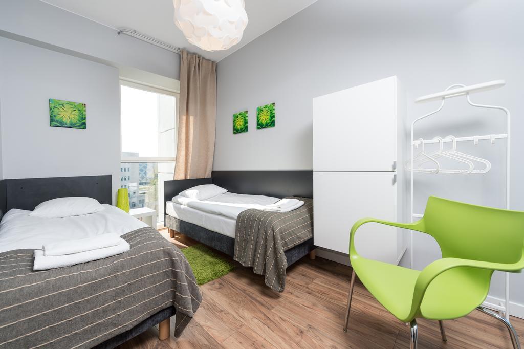 Apartamenty Towarowa Познан Стая снимка