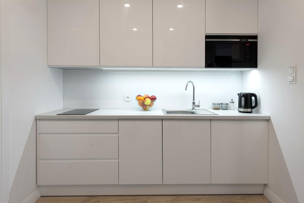 Apartamenty Towarowa Познан Екстериор снимка